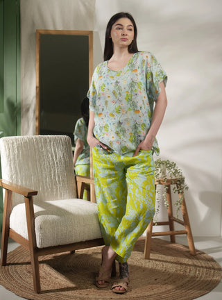 NEO PURE NATURAL LINEN FLUTTERING BLOOMS TUNIC P C Crafts